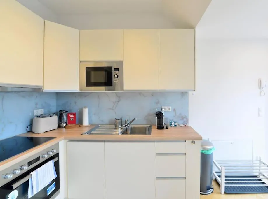 Modern Attic Flat With 2 Bedrooms Vienna 0*,