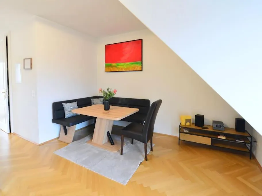Modern Attic Flat With 2 Bedrooms Vienna Apartment
