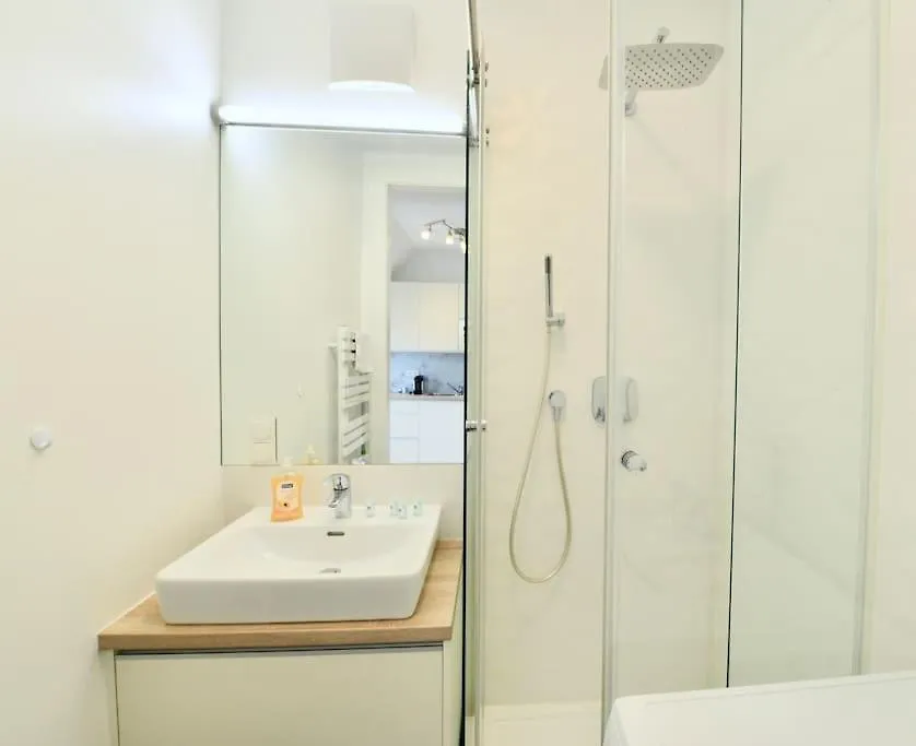 Modern Attic Flat With 2 Bedrooms Vienna 0*,