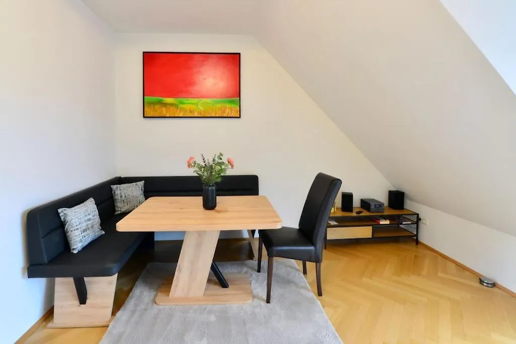 Modern Attic Flat With 2 Bedrooms Vienna Austria