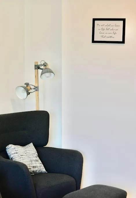 Modern Attic Flat With 2 Bedrooms Vienna Apartment